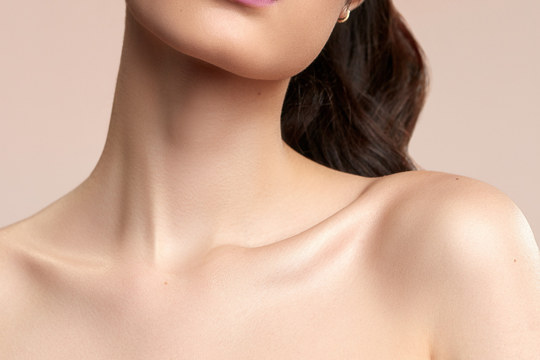 Don't Your Décolletage Sculpt and Protect Your Neck Privai